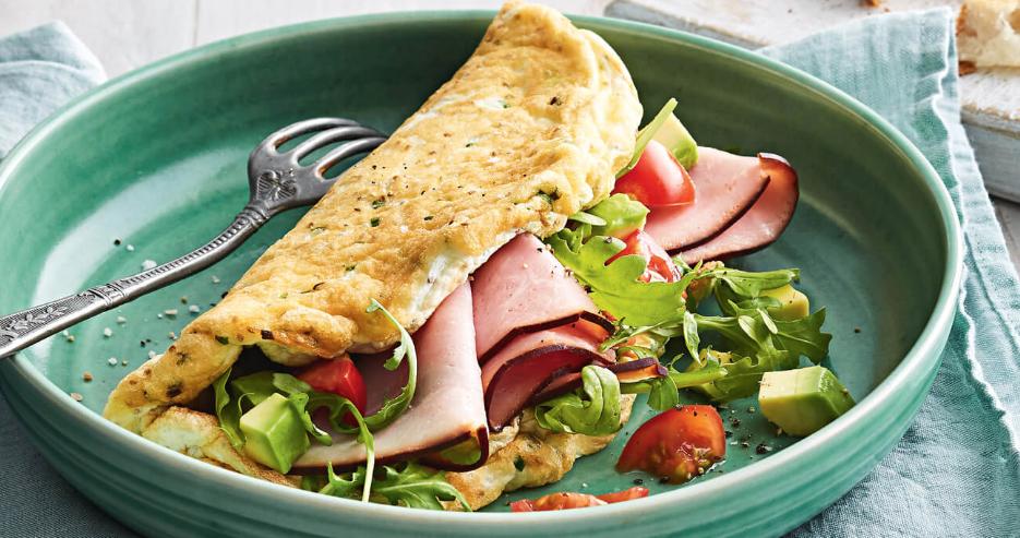 Ham and egg white omelette lunch idea
