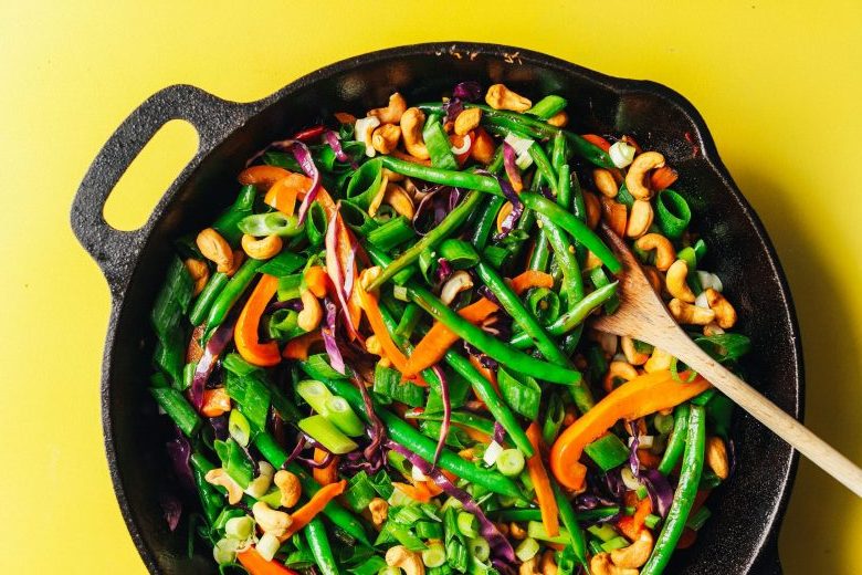 30 minute cauliflower rice veggie stir fry