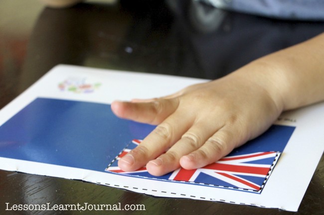 Anzac Day flag puzzle for kids