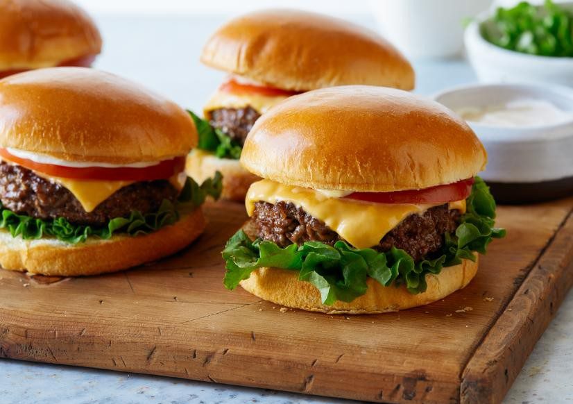 Homemade burger recipe for families