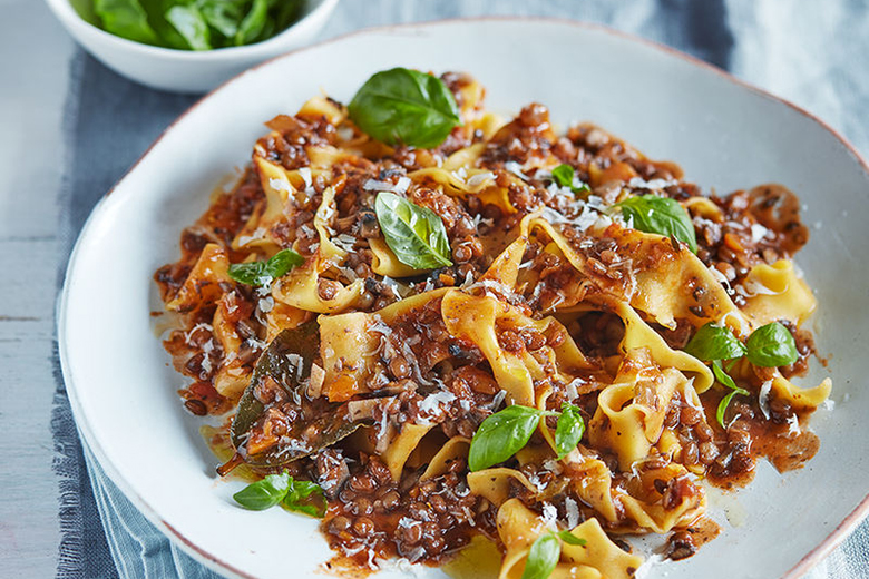 Mushroom & Lentil Bolognese 