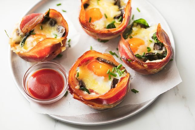 egg and bacon cups