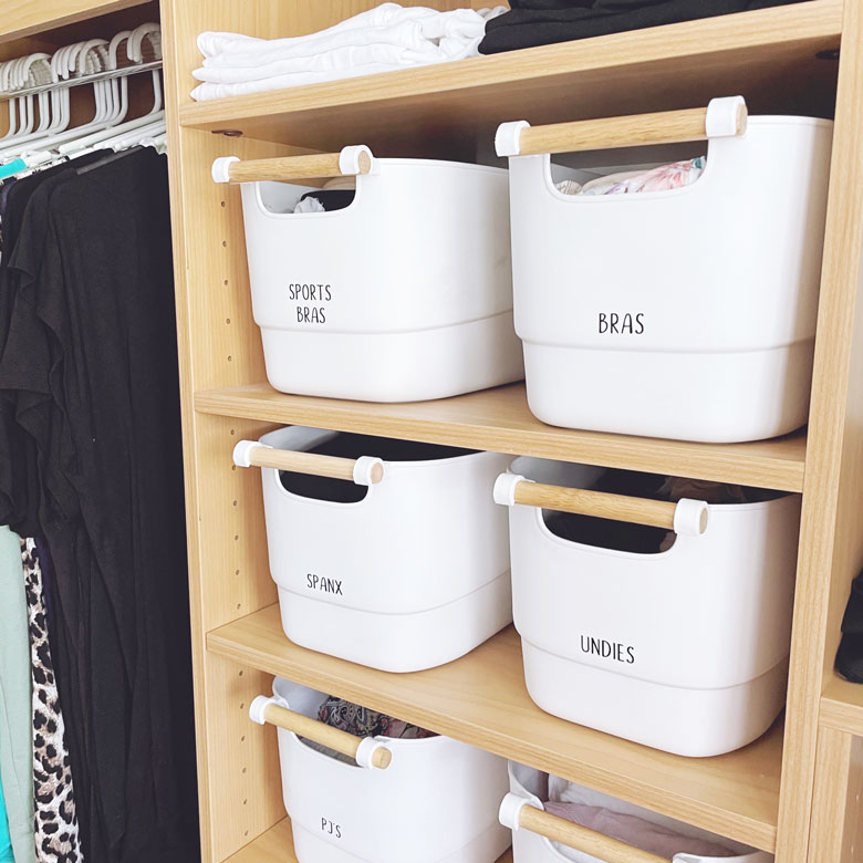 use tubs to organise a wardrobe