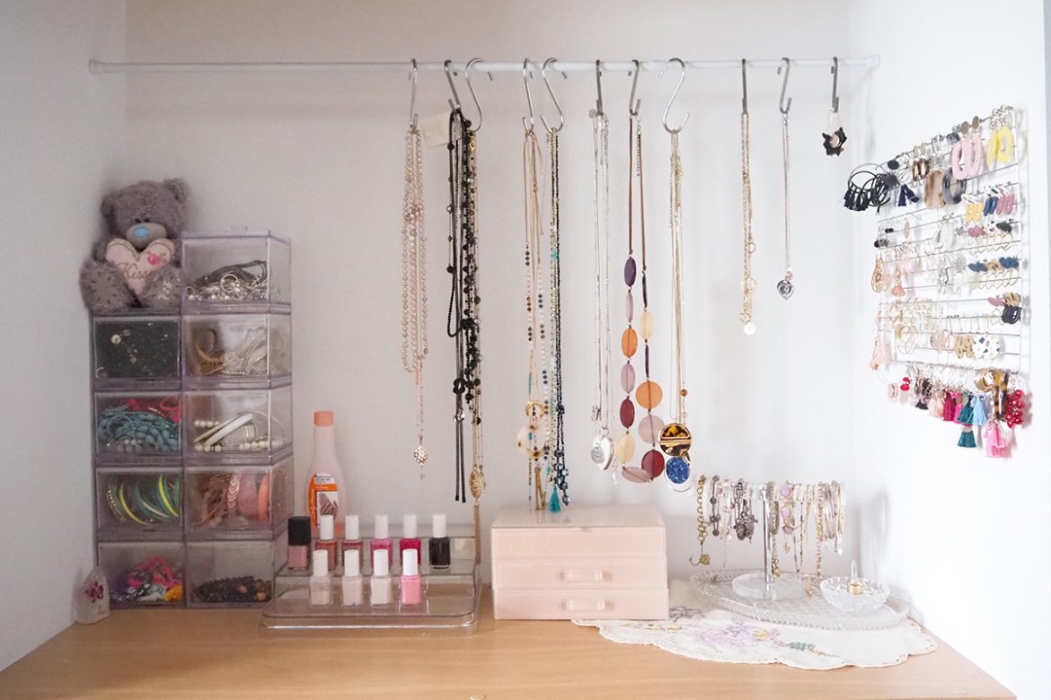 DIY Jewellery storage idea