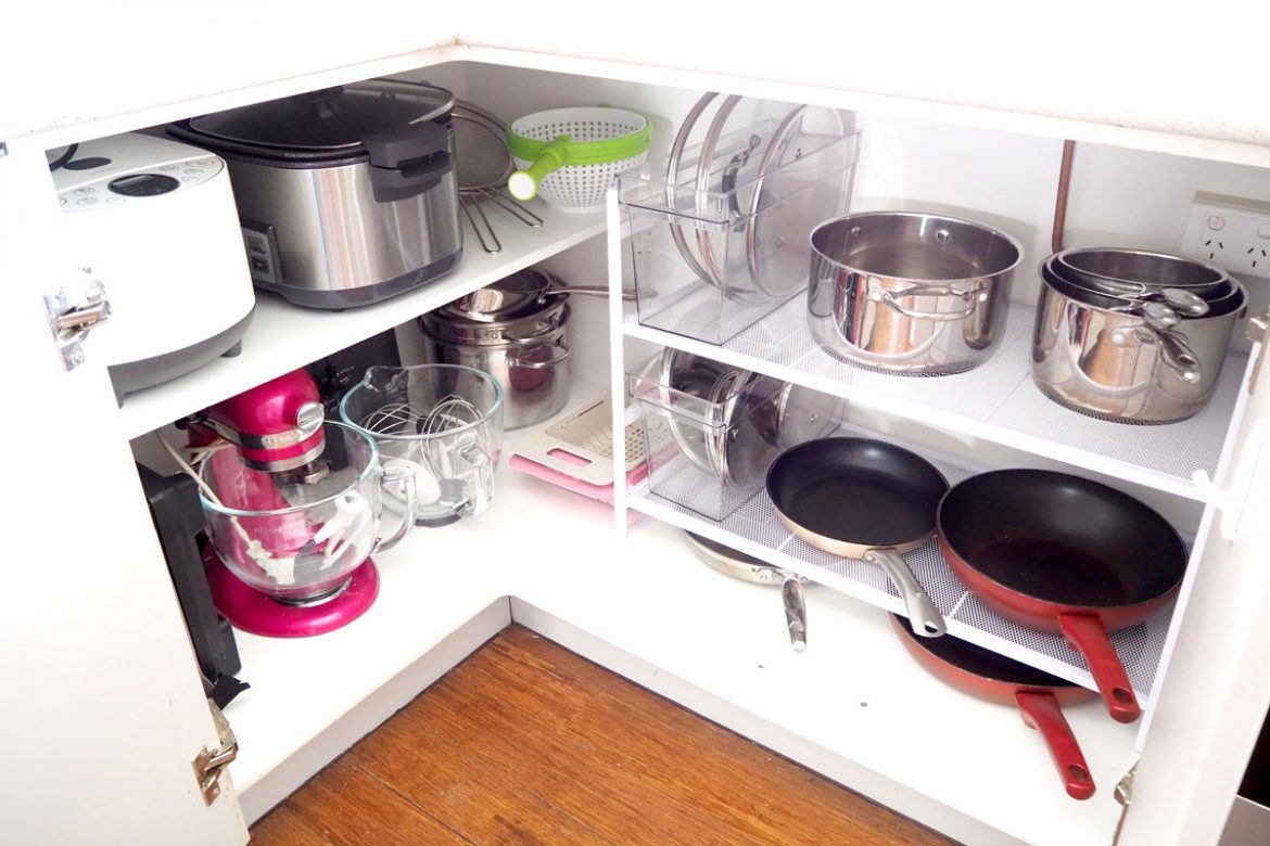 how to organise a saucepan cupboard