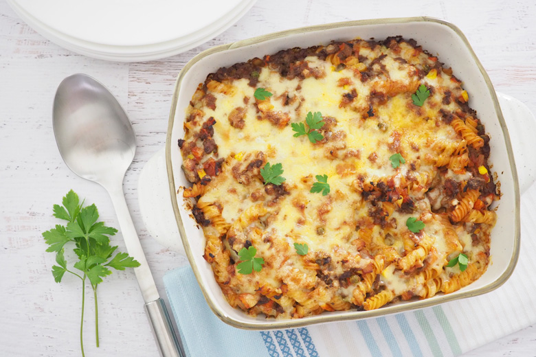 beef and bacon pasta bake