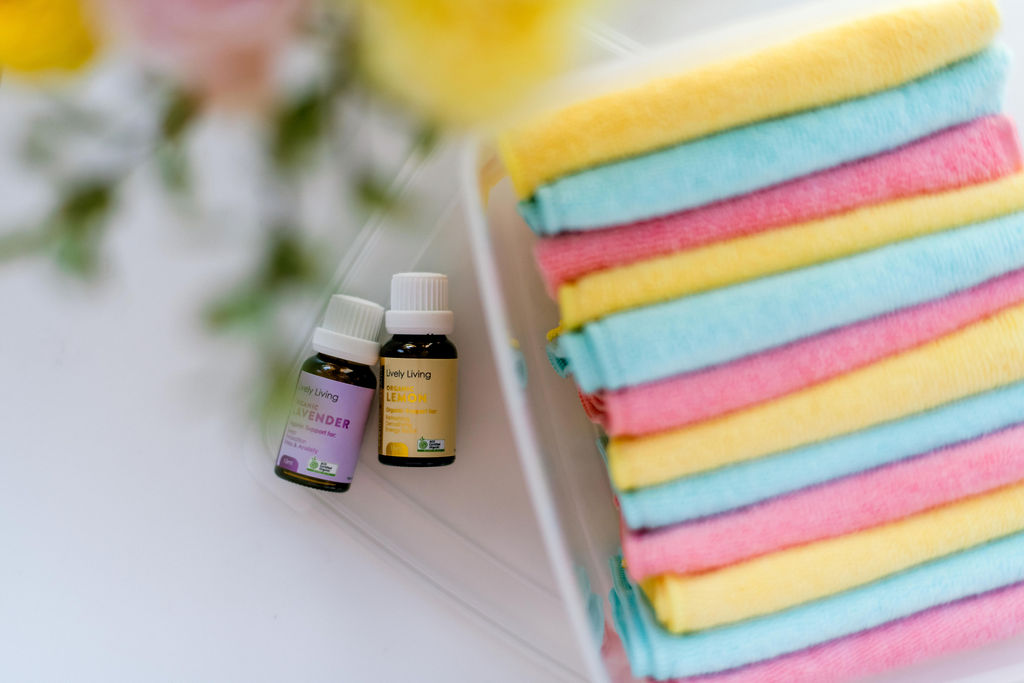 DIY Nontoxic Reusable Cleaning Wipes