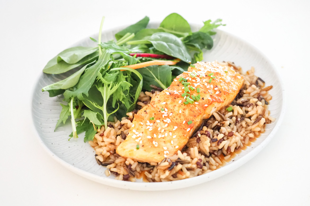Garlic and Maple Salmon is a quick and easy weeknight dinner, full of flavour and ready in under 20 minutes. Sweet, savoury, and so satisfying.