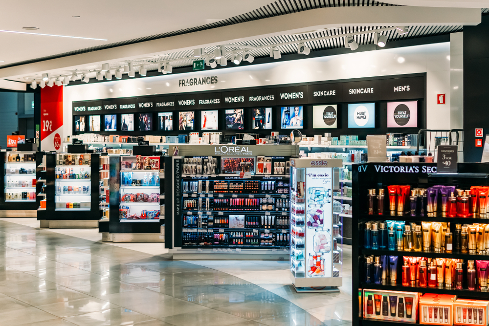 Skip the duty free chaos and streamline your travel prep with Laneway’s pre-order service at Melbourne Airport. From hydrating skincare to long-lasting perfumes, discover the best beauty essentials you can collect on the go – so you can pack light, save time, and feel ready to travel.